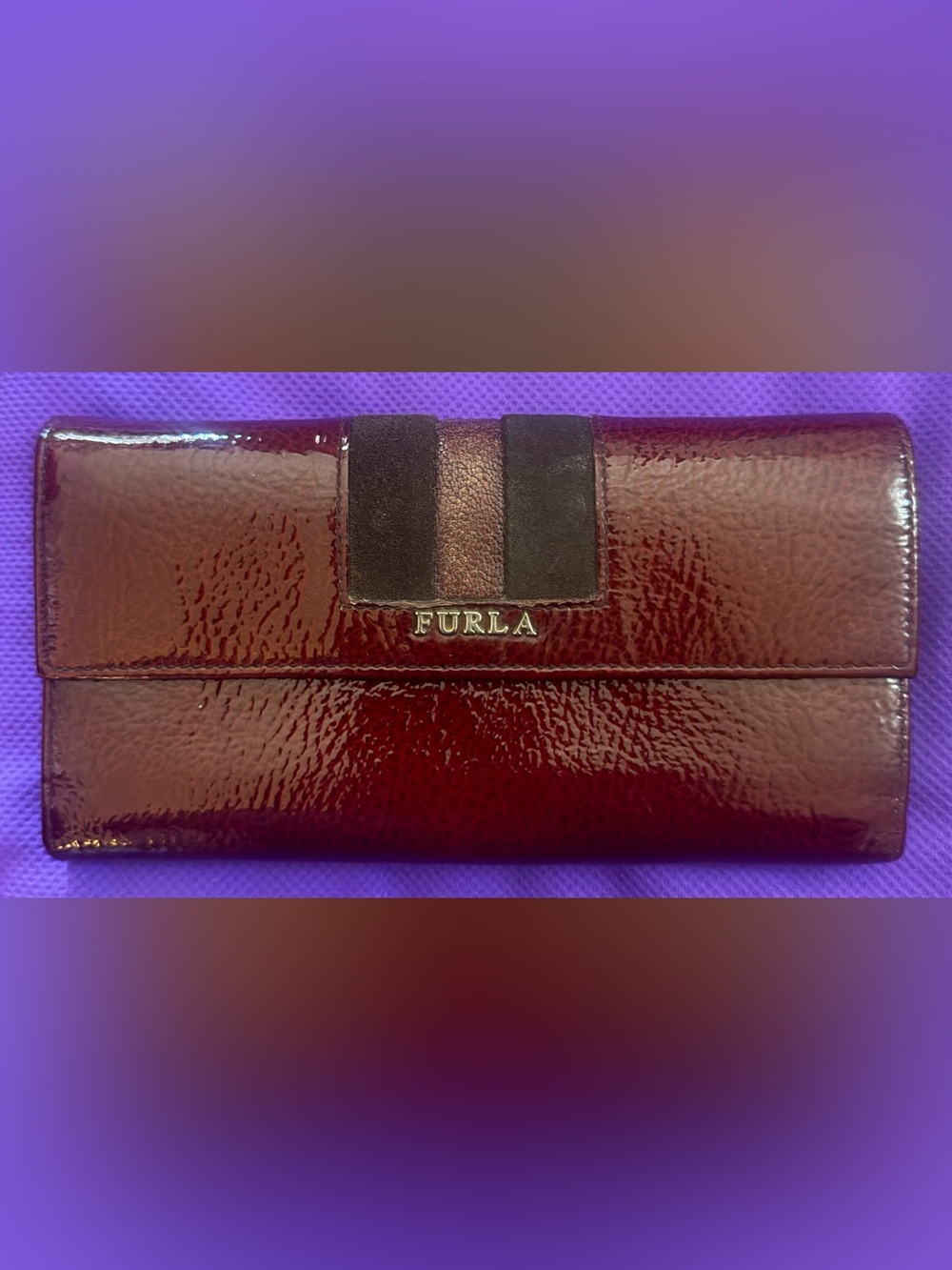 ❤️ Furla Glossy Wine Red Patent Leather Wallet